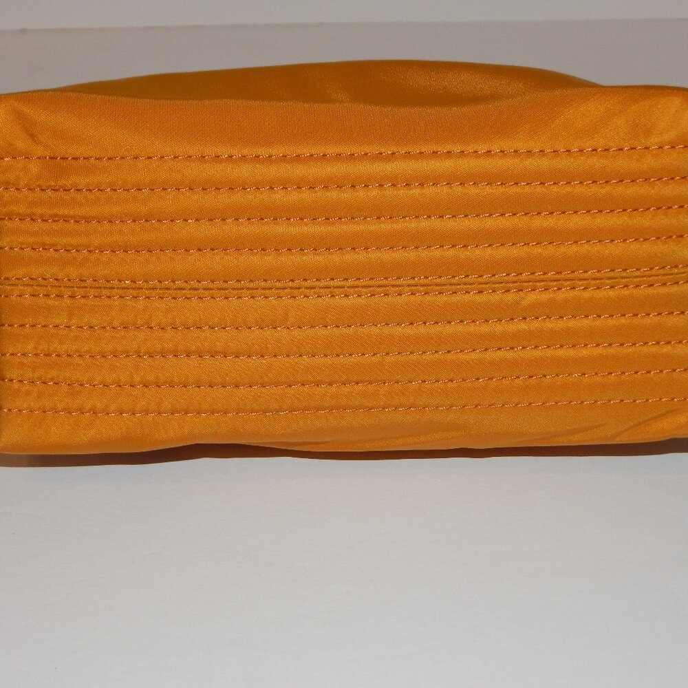 Vintage Dooney & Bourke Gold Nylon Pouchette FW480 NEW - Picture 5 of 7